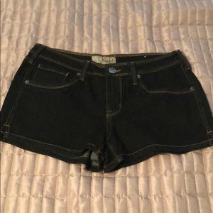 Hybrid & Company dark denim shorts